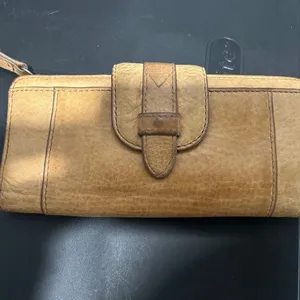 Fossil Tan Leather Accent thumbnail 7