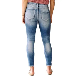 KanCan Women’s Size 15 31 Light Blue Wash High Rise Destroyed Ankle Skinny Jeans thumbnail 3