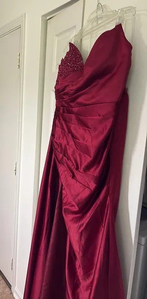 Brand new formal dress Red Size 18 thumbnail 1