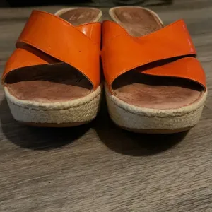 Born Leather Wedge Sandals Size 8 Medium Orange thumbnail 6
