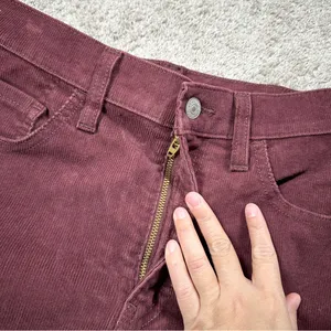 Levi’s Women’s Ribcage Straight Ankle Corduroy Pants High Rise Retro in Red 25 thumbnail 10