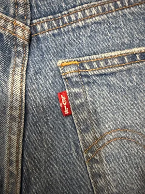 Levi’s Premium Ribcage Shorts Urban Oasis Raw Hem W27 $80 thumbnail 6