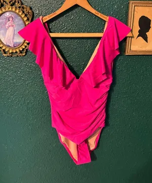 J.Crew Pink NWT One Piece Ruffle Swimsuit Sz 6 thumbnail 1