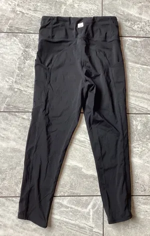Vuori Daily Pocket Leggings Black High Rise 7/8 Yoga Tights Womens XS VW413 thumbnail 1