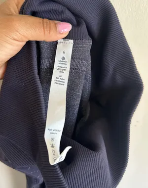 Lululemon Free to Flow 7/8 Leggings Navy Blue thumbnail 8