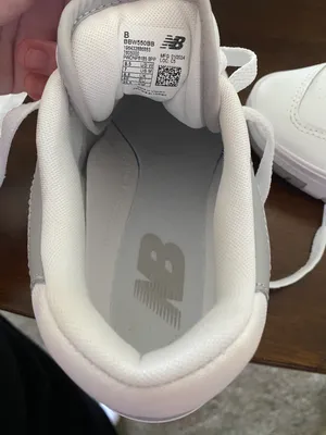 Sneakers thumbnail 4