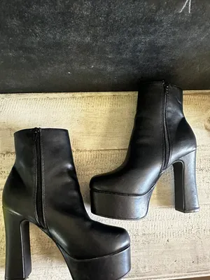 Boutique Black Platform Booties Size 8.5 thumbnail 4