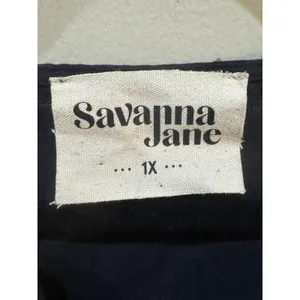 Savannah Jane Embroidered and Sequin Top Plus Size‎ 1X Animal Floral Print thumbnail 4