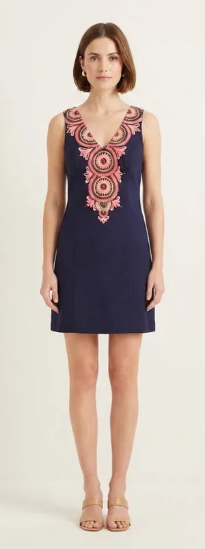 Lilly Pulitzer Embroidered Navy Medallion Janie Shift Dress 00 Preppy Coastal thumbnail 1