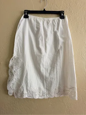 Vintage White Cotton Lace Half Slip - Lightweight Lined Underskirt thumbnail 4