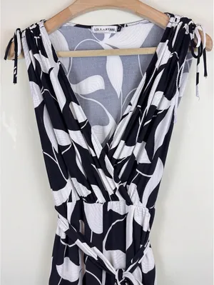Lola + Kenni Black White Floral Wide Leg Wrap Jumpsuit Size L Belted Resort thumbnail 4