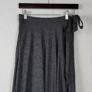 Susina Women's Skirt XS Black Striped Wrap Knit Draped Soft Maxi Tie Waist thumbnail 3
