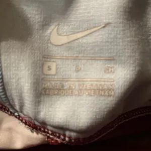 Nike 2 piece Tankini swimsuit thumbnail 5