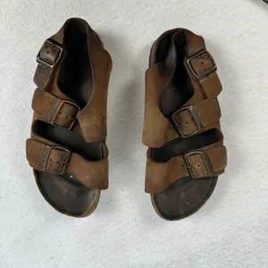 Birkenstock Milano Sandals Suede Leather Brown Womens Size 7 37 EU Grunge‎ Retro thumbnail 3