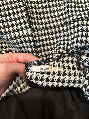 Mi Ami Houndstooth Print Plaid Black and White Square Neck Dress Long Sleeve thumbnail 2