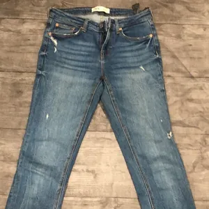 Zara blue skinny destroyed jeans thumbnail 3