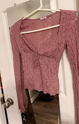Kimchi Blue Urban Outfitters Top thumbnail 1