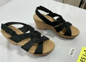 Womans Clarks Platform Wedge Sandals Size 10 M Black Strappy Open Toe Slingback thumbnail 1