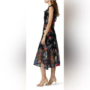 RTR VONEFloral Avalyn Dress Sleeveless embroidered MIDI V-neck black floral thumbnail 2