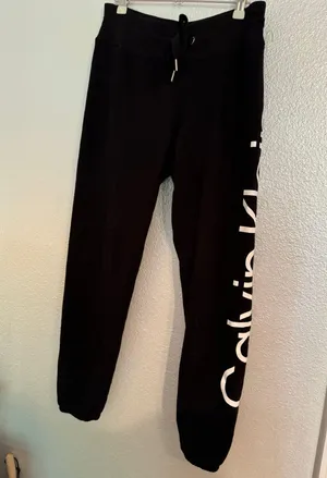 Calvin Klein Joggers thumbnail 1