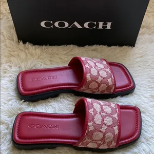 NWT COACH Florence "C" Logo Lug-Sole Slide-On Sandals thumbnail 4