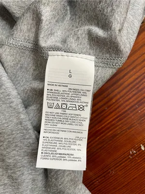 NWT Old Navy Active Cloud + Strappy Athletic Dress Shorts Bra Gray Sz L 🧡🎀 thumbnail 8