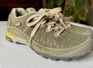 Ahnu Numentum Women Olive Green Mesh Suede Hiking Shoes Vibram Sole 1019233 Sz 8 thumbnail 1