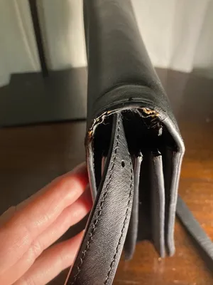 Vintage Flap Lock Classic Black Leather Crossbody Bag with Gold Hardware thumbnail 12