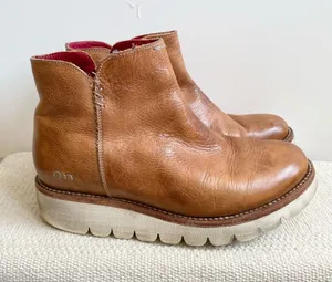 Bed Stu Lydyi Bootie Tan Size 9.5 Women Distressed Leather Lug Sole Ankle Boots thumbnail 1