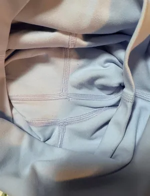 Lululemon Size 2 Baby Blue Align Legging thumbnail 4