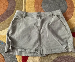 American Eagle Hi Rise Mini Skirt Olive Green Cargo Flap Pockets Size 8 thumbnail 1
