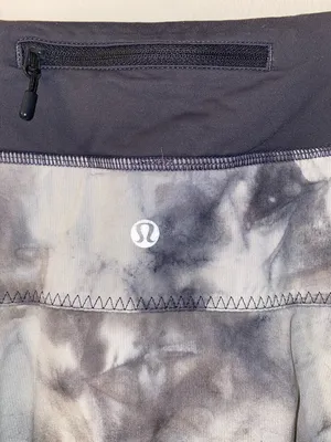 Rare Lululemon Run Resolution Skirt II Size 4 Coal Vapor Spray Dye Tinted Canvas thumbnail 6