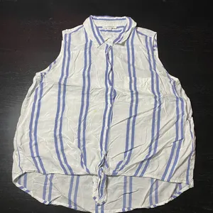 beachlunchlounge Men's Blue and White Striped Sleeveless Shirt thumbnail 1