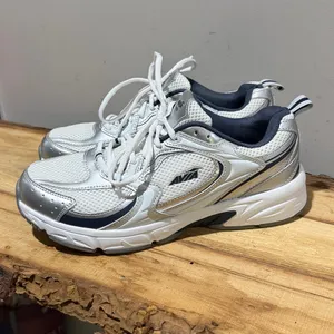 Avia 5000 Performance Sneakers‎ Women's Walking Shoes Silver Blue A51 thumbnail 3