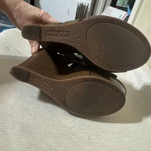 Parker And Sky Wedges‎ Womens Size 6 Olive Green Suede High Heels Peep toe thumbnail 6