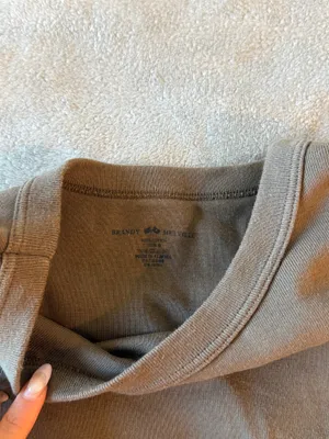 Brandy Melville Brown cropped TShirt thumbnail 2