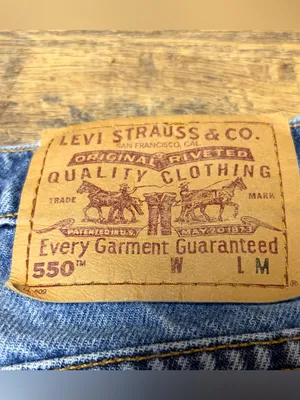 Vintage 90s Levi's 550 Jeans Relaxed Tapered Leg 10 Misses Blue USA Cotton thumbnail 11