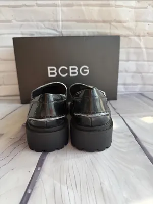 BCBGeneration Laney Loafer with Gold Accent Black Size 5 thumbnail 5
