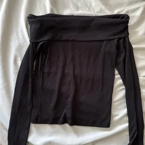 American Eagle Outfitters Black Knit Top thumbnail 1