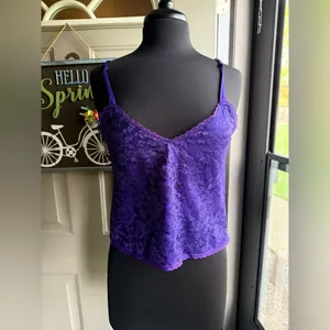 Vintage 80s Victoria’s Secret gold label lace satin cropped cami, size medium thumbnail 2