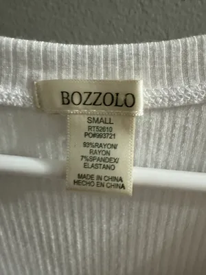 white shirt thumbnail 2