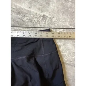 Quince NWOT Weightless High-Rise Running Shorts Black XS LB51123-DKBIZ01-21333 thumbnail 2