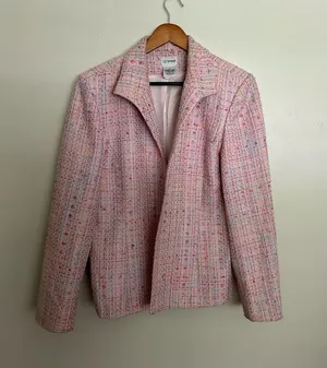 Vintage pink blazer thumbnail 1