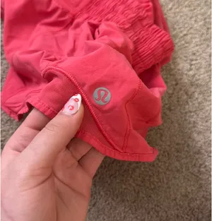 Pink Lululemon Hotty Hot Shorts 2.5" High-Rise thumbnail 5