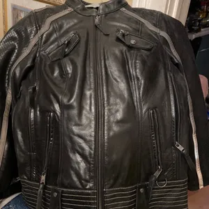 Harley Davidson Leather Jacket size Med thumbnail 4