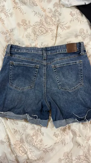 Maurices Shorts Mid-Rise Jean thumbnail 2