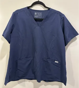 FIGS Casma Three Pocket Scrub Top PO 1518 Navy thumbnail 6