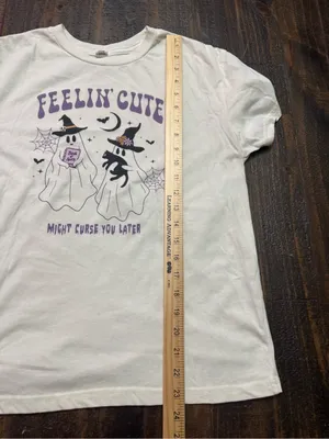 Feelin' Cute Halloween Ghost Graphic Tee - Off White & Purple thumbnail 6