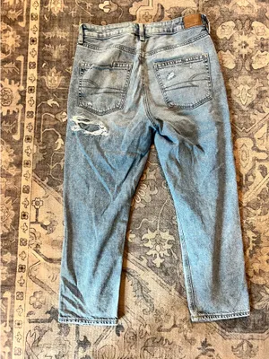 American Eagle Mom Straight Jeans thumbnail 2