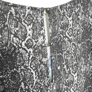 Ecote Anthropologie Snakeskin Print Embroidered Detail Shift Dress Sz L thumbnail 8